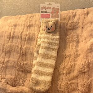 Creme Shop infused Cozy Socks lavender + coconut essence